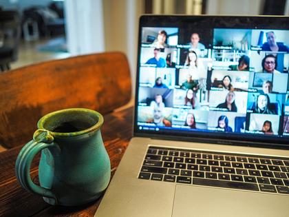 Rząd Wielkiej Brytanii krytykuje decyzję Amazona o 5-dniowym tygodniu pracy