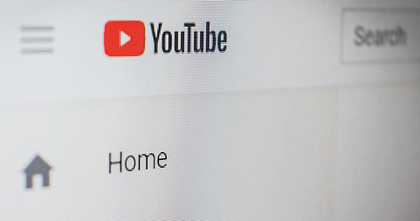 Google szkoli swoje modele AI na filmach z YouTube – bez zgody twórców