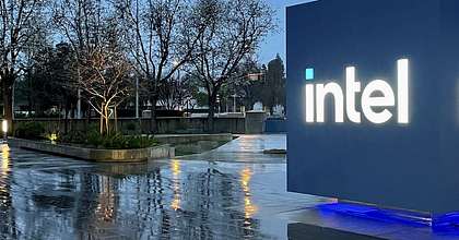 Intel planuje zwolnić nawet 20% pracowników działu Foundry