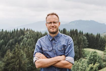 “Branża IT w Szwajcarii jest о krok w tył w porównaniu do Polski”. O życiu i pracy architekta oprogramowania w Szwajcarii